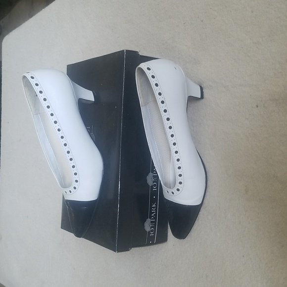 10 Park Heels - Picture 3 of 4